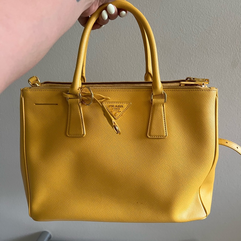 Yellow medium Prada Saffrano with strap